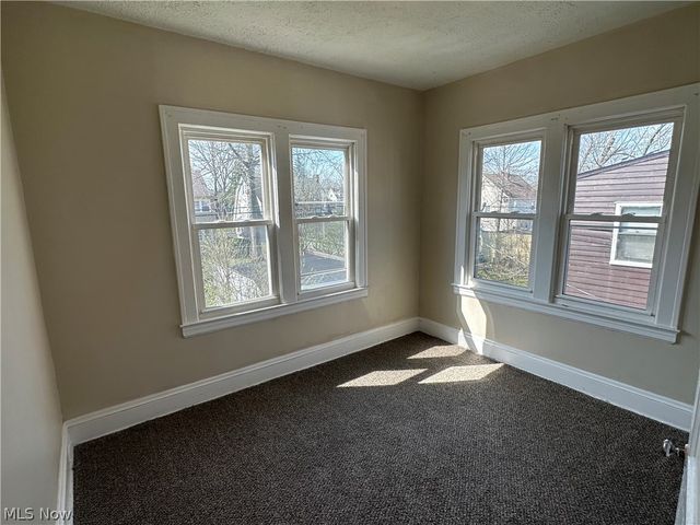 3342 Desota Avenue 2, Cleveland Heights, OH 44118