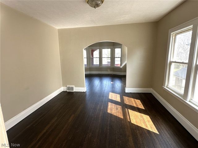 3342 Desota Avenue 2, Cleveland Heights, OH 44118