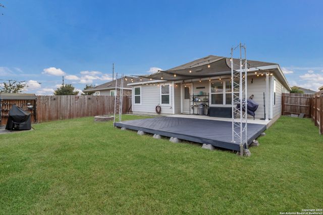 8406 Lamus Wheel, San Antonio, TX 78254