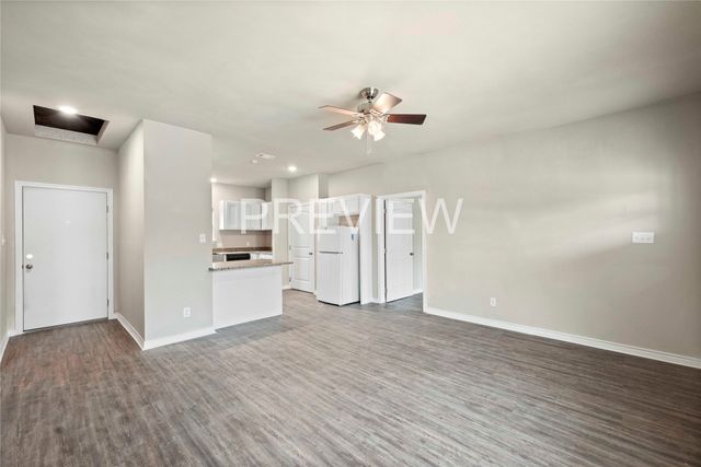 2877 Conveyor Drive A, Burleson, TX 76028