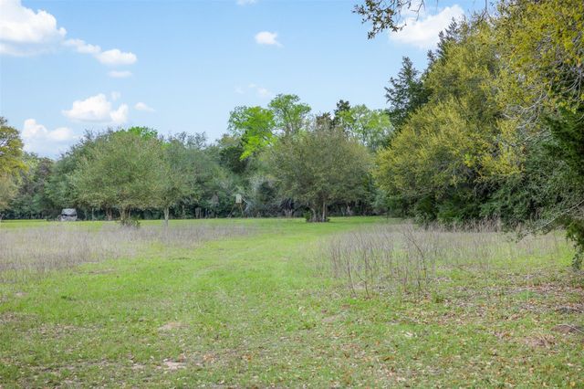 1017 New Ulm Road, Cat Spring, TX 78933