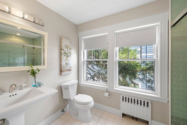 21-23 Grozier Rd 23, Cambridge, MA 02138