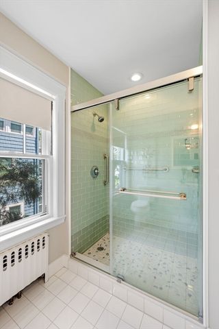21-23 Grozier Rd 23, Cambridge, MA 02138