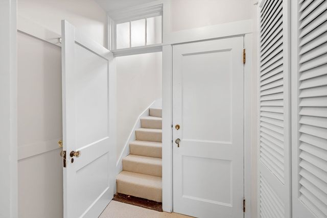 21-23 Grozier Rd 23, Cambridge, MA 02138