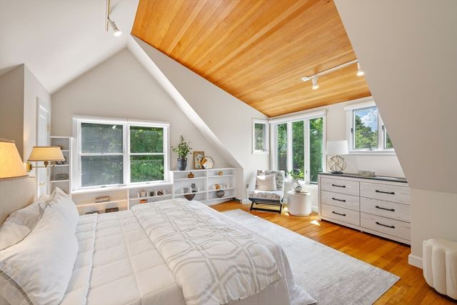21-23 Grozier Rd 23, Cambridge, MA 02138