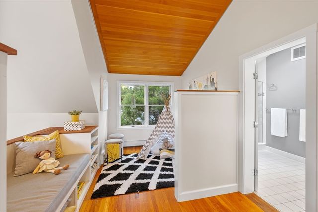 21-23 Grozier Rd 23, Cambridge, MA 02138