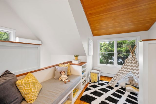 21-23 Grozier Rd 23, Cambridge, MA 02138