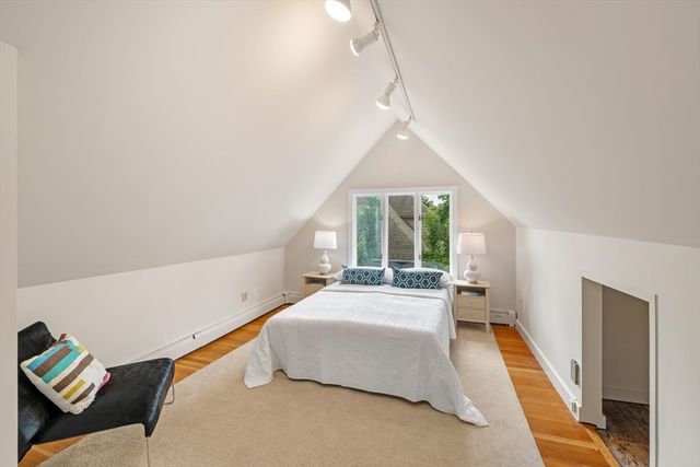 21-23 Grozier Rd 23, Cambridge, MA 02138