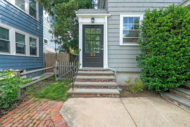 21-23 Grozier Rd 23, Cambridge, MA 02138