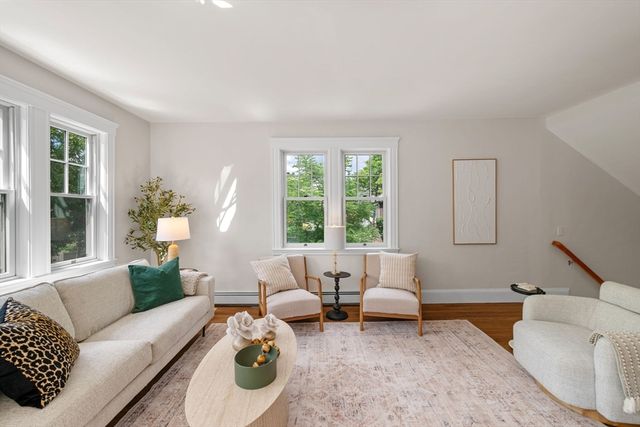 21-23 Grozier Rd 23, Cambridge, MA 02138