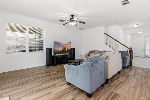 10536 CABBAGE TREE LOOP, Orlando, FL 32825