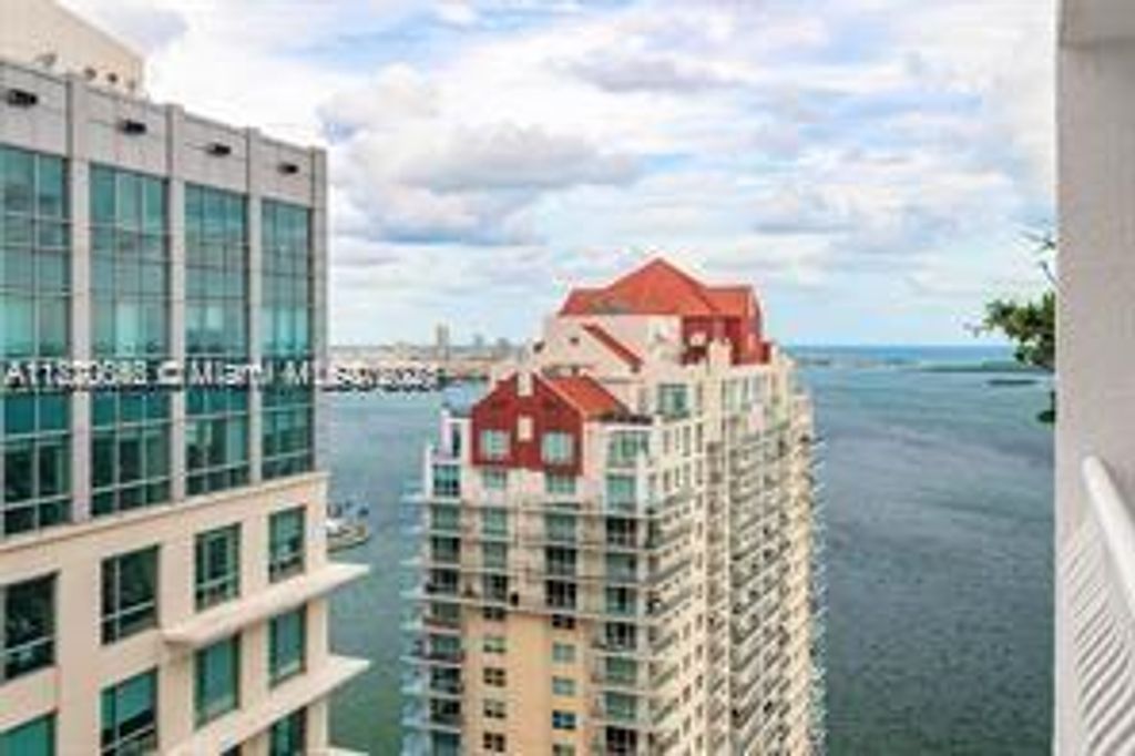 1200 Brickell Bay Dr 4114, Miami, FL 33131