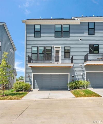 16507 Honey Locust Drive 303, Chesterfield, MO 63005