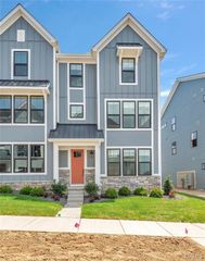 16507 Honey Locust Drive 303, Chesterfield, MO 63005