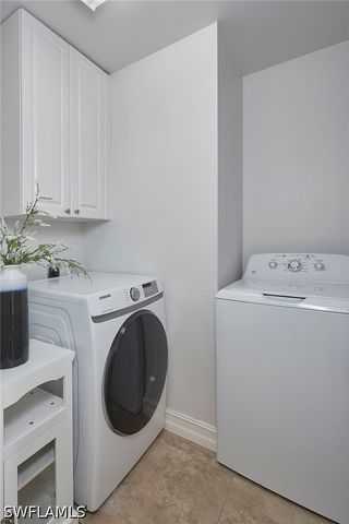 850 6th AVE N 204, Naples, FL 34102