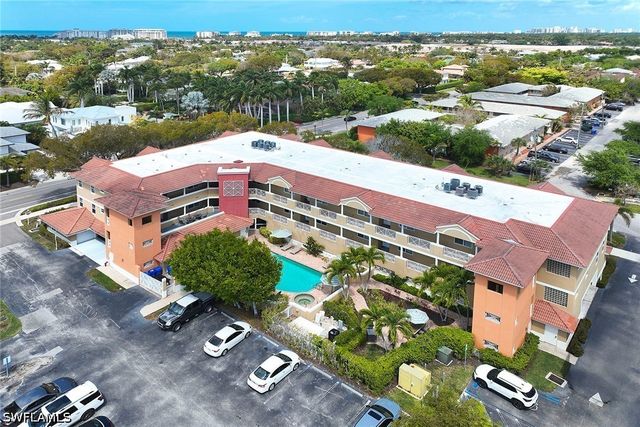 850 6th AVE N 204, Naples, FL 34102