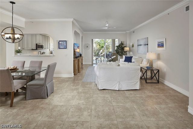 850 6th AVE N 204, Naples, FL 34102