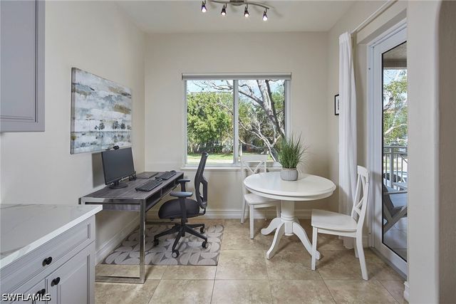 850 6th AVE N 204, Naples, FL 34102