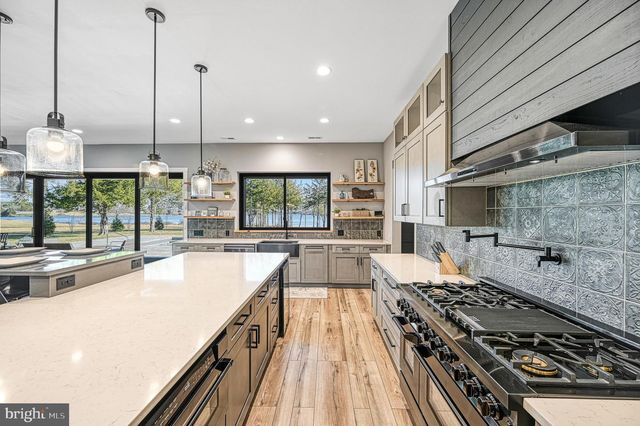 2642 PEACH GROVE RD, Louisa, VA 23093