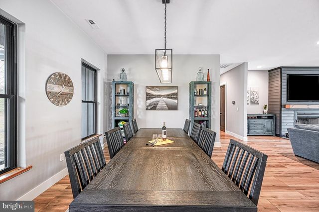 2642 PEACH GROVE RD, Louisa, VA 23093