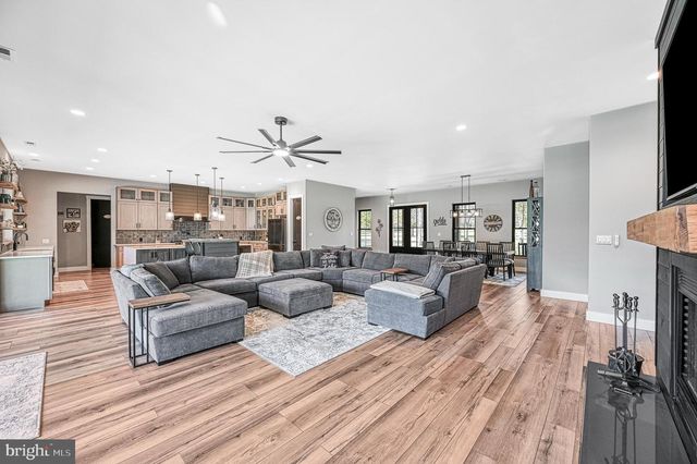 2642 PEACH GROVE RD, Louisa, VA 23093