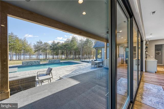 2642 PEACH GROVE RD, Louisa, VA 23093