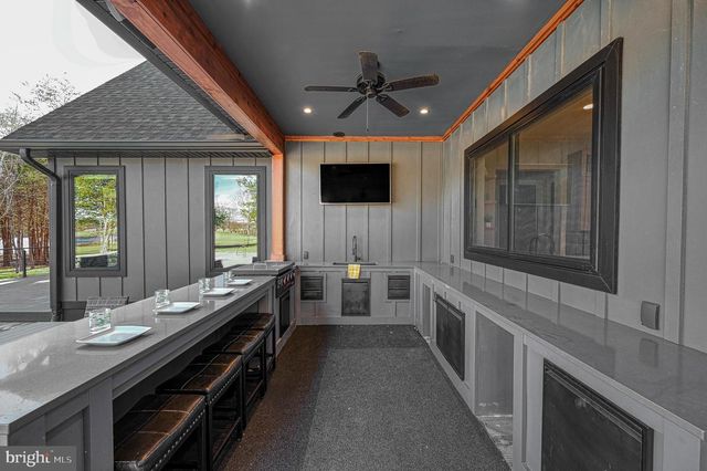 2642 PEACH GROVE RD, Louisa, VA 23093