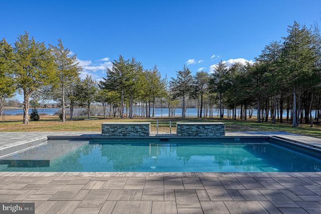 2642 PEACH GROVE RD, Louisa, VA 23093