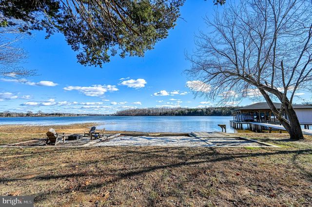 2642 PEACH GROVE RD, Louisa, VA 23093