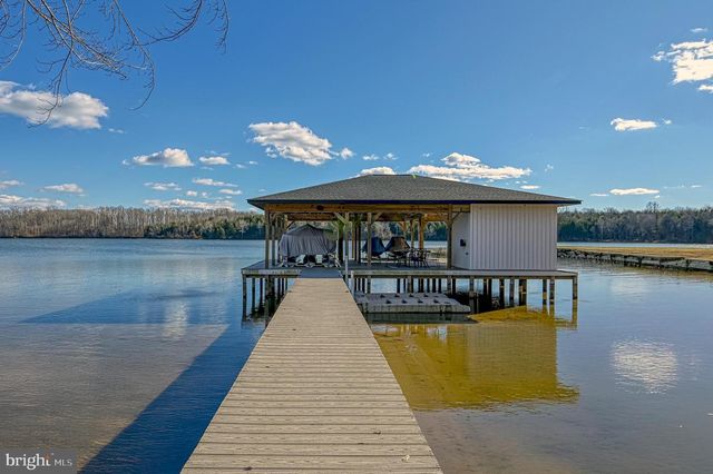 2642 PEACH GROVE RD, Louisa, VA 23093