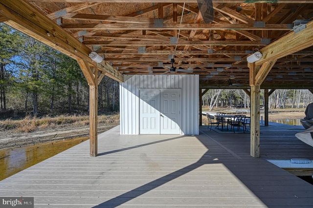 2642 PEACH GROVE RD, Louisa, VA 23093