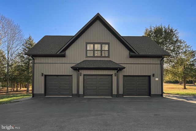 2642 PEACH GROVE RD, Louisa, VA 23093