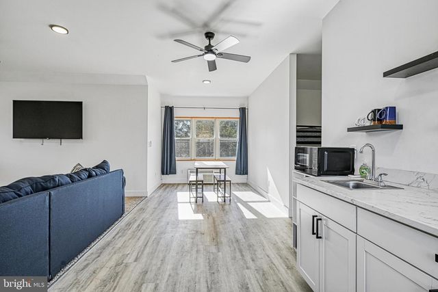 2642 PEACH GROVE RD, Louisa, VA 23093