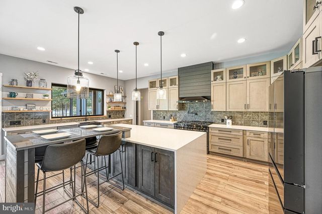 2642 PEACH GROVE RD, Louisa, VA 23093