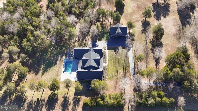 2642 PEACH GROVE RD, Louisa, VA 23093