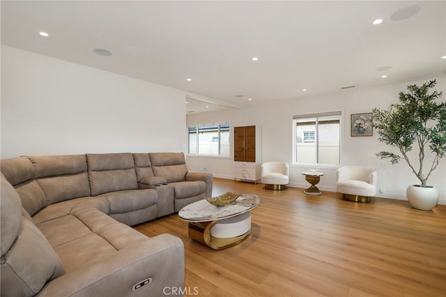 2185 Paloma, Pasadena, CA 91104