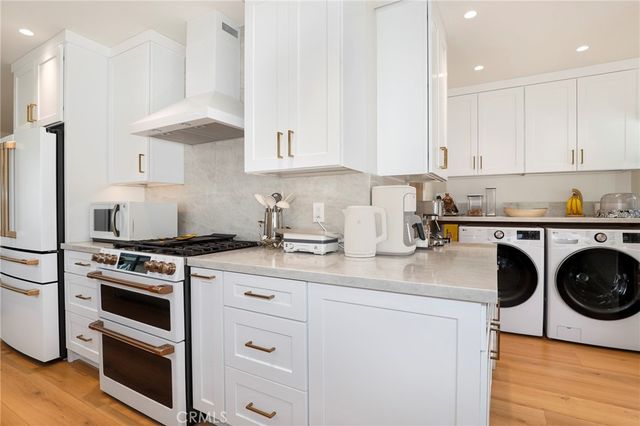 2185 Paloma, Pasadena, CA 91104