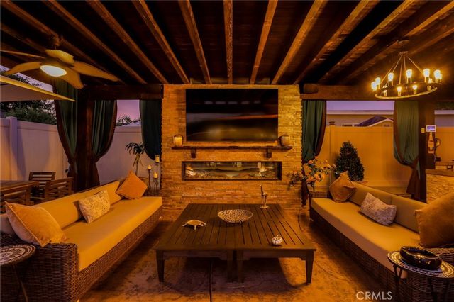 2185 Paloma, Pasadena, CA 91104