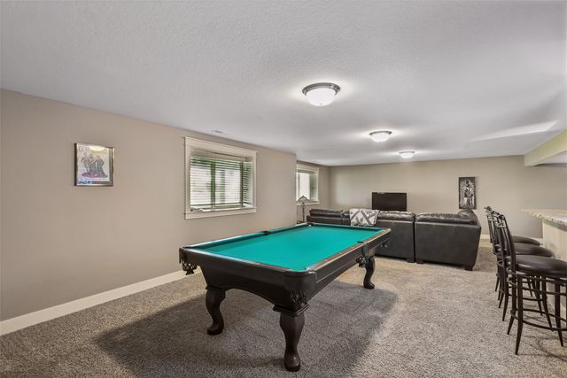 1634 NW Reinhart Drive, Ankeny, IA 50023