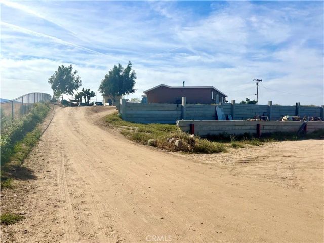 5808 Snow Line Drive, Phelan, CA 92371