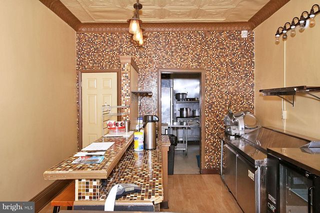 512 N 3RD ST, Harrisburg, PA 17101