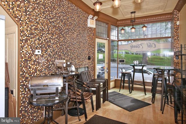 512 N 3RD ST, Harrisburg, PA 17101