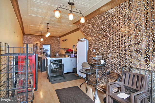 512 N 3RD ST, Harrisburg, PA 17101