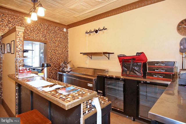 512 N 3RD ST, Harrisburg, PA 17101