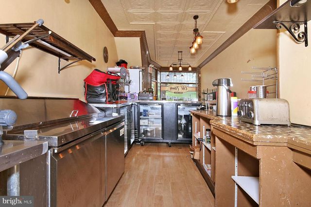 512 N 3RD ST, Harrisburg, PA 17101