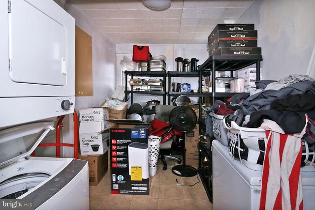 512 N 3RD ST, Harrisburg, PA 17101