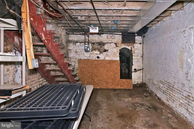 512 N 3RD ST, Harrisburg, PA 17101