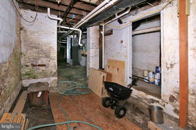 512 N 3RD ST, Harrisburg, PA 17101