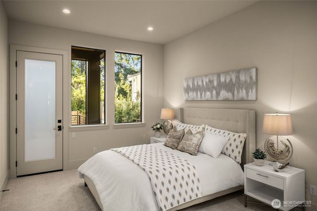 14948 SE 43rd Street, Bellevue, WA 98006