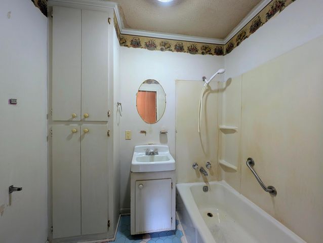 1019 Gill St., Columbia, MS 39429